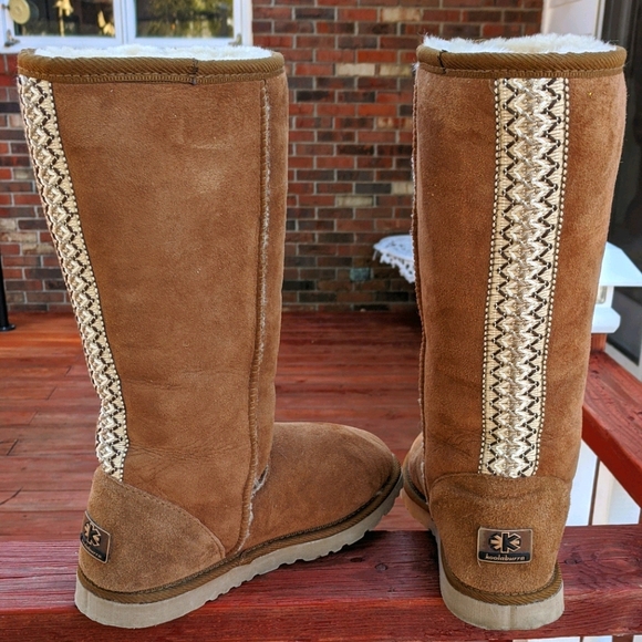 KOOKABURRA BY UGG BOOTS!